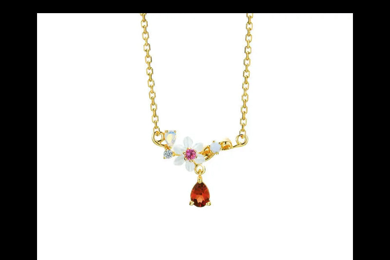 Moissanite Natural Shell Necklace - Elegant Ocean-Inspired Jewelry - LuxeStreet Boutique