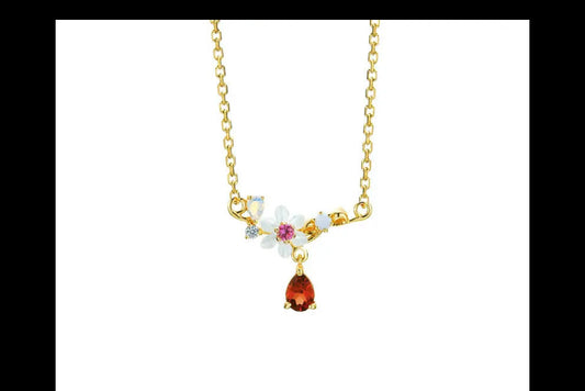 Moissanite Natural Shell Necklace - Elegant Ocean-Inspired Jewelry - LuxeStreet Boutique