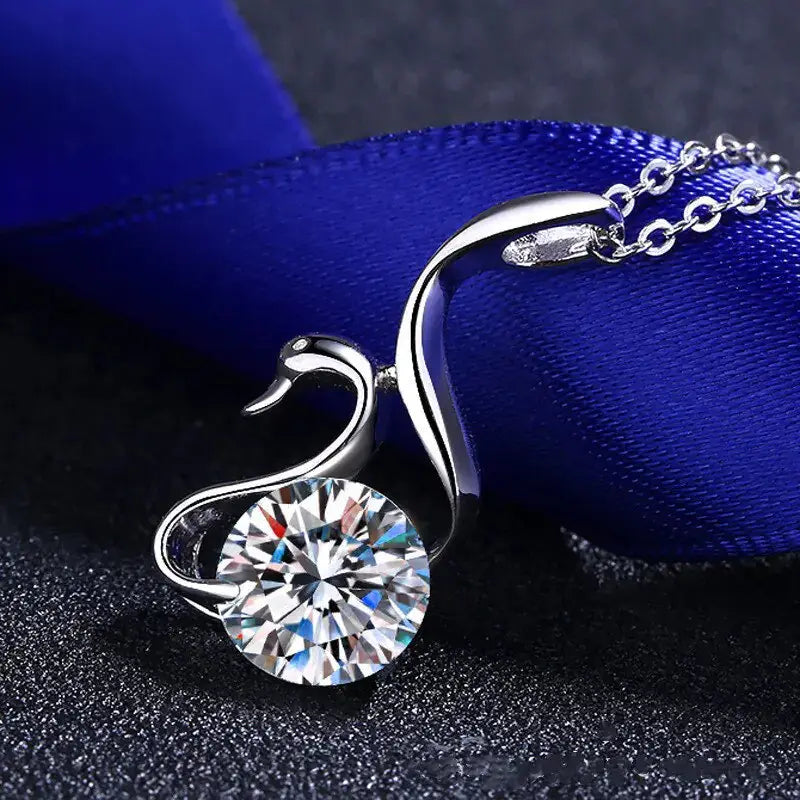 Moissanite Pendant Necklace - Fine Jewelry Gift - LuxeStreet Boutique