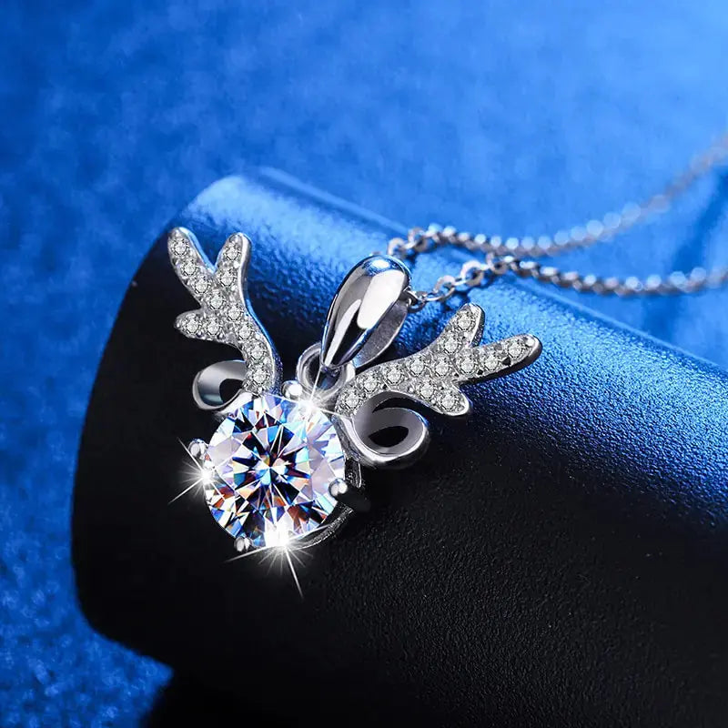 Moissanite Diamond Necklace – Sparkling Elegance - LuxeStreet Boutique