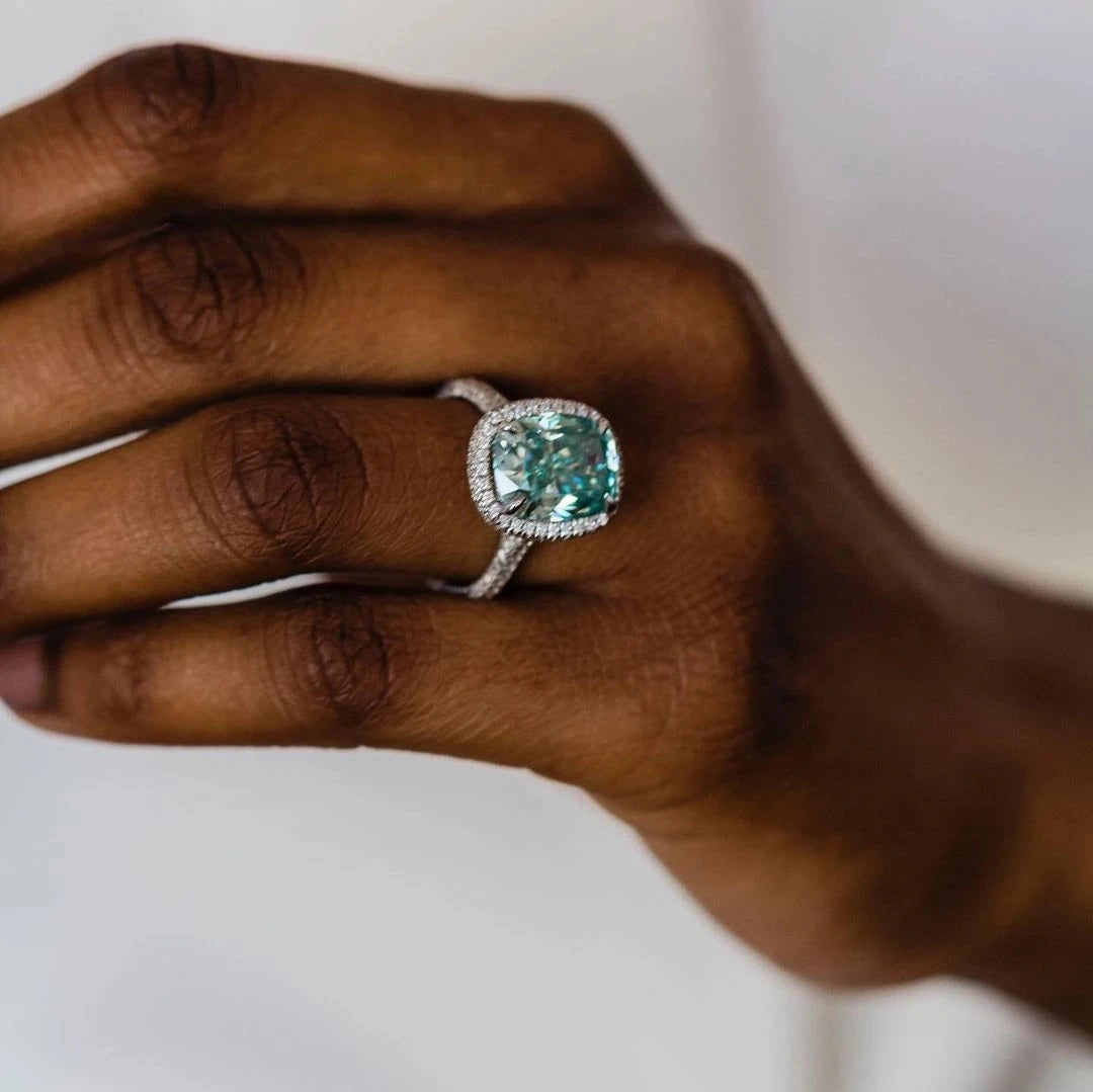 Green Moissanite Ring 6 Carat Gem Ring - LuxeStreet Boutique