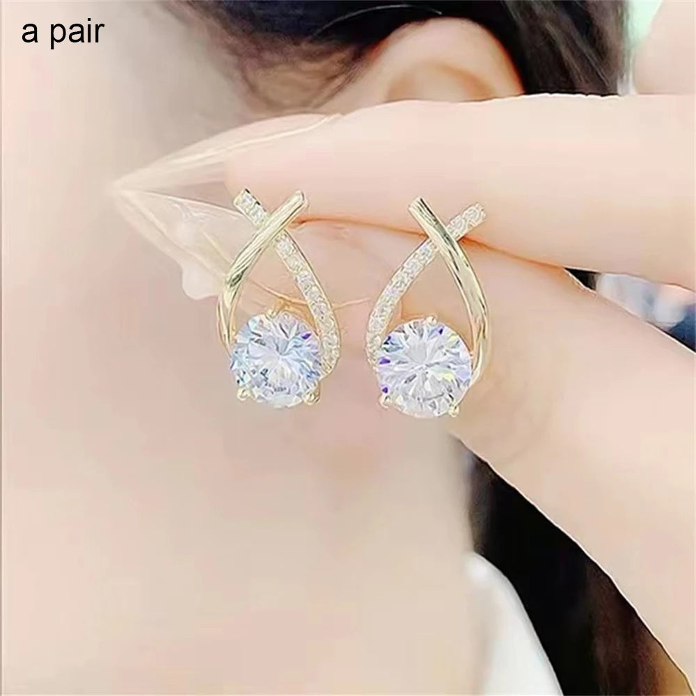 Fashion Korean Crystal Earrings Stylish Design Exquisite Ladies Jewelry Elegant Accessories Trendy Stud Earrings - LuxeStreet Boutique