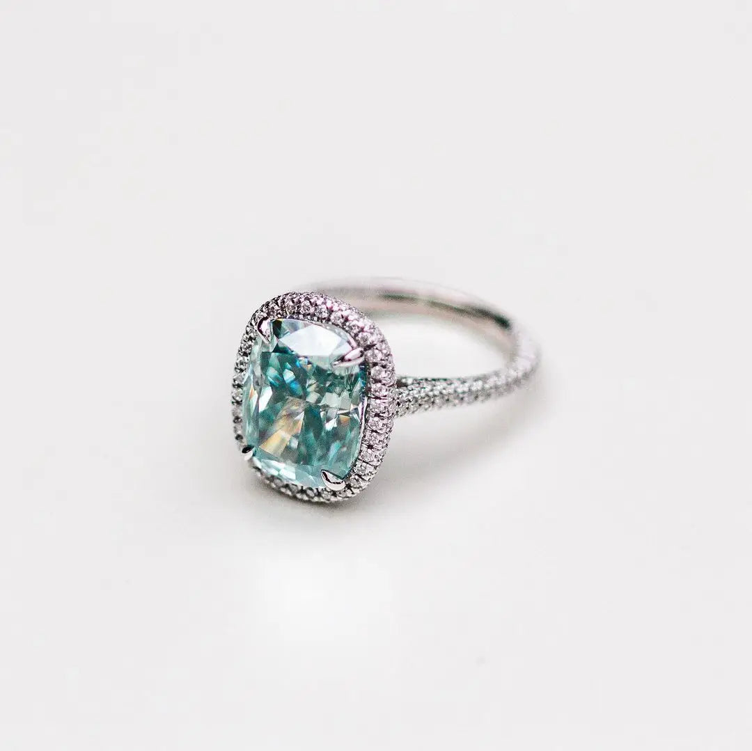 Green Moissanite Ring 6 Carat Gem Ring - LuxeStreet Boutique