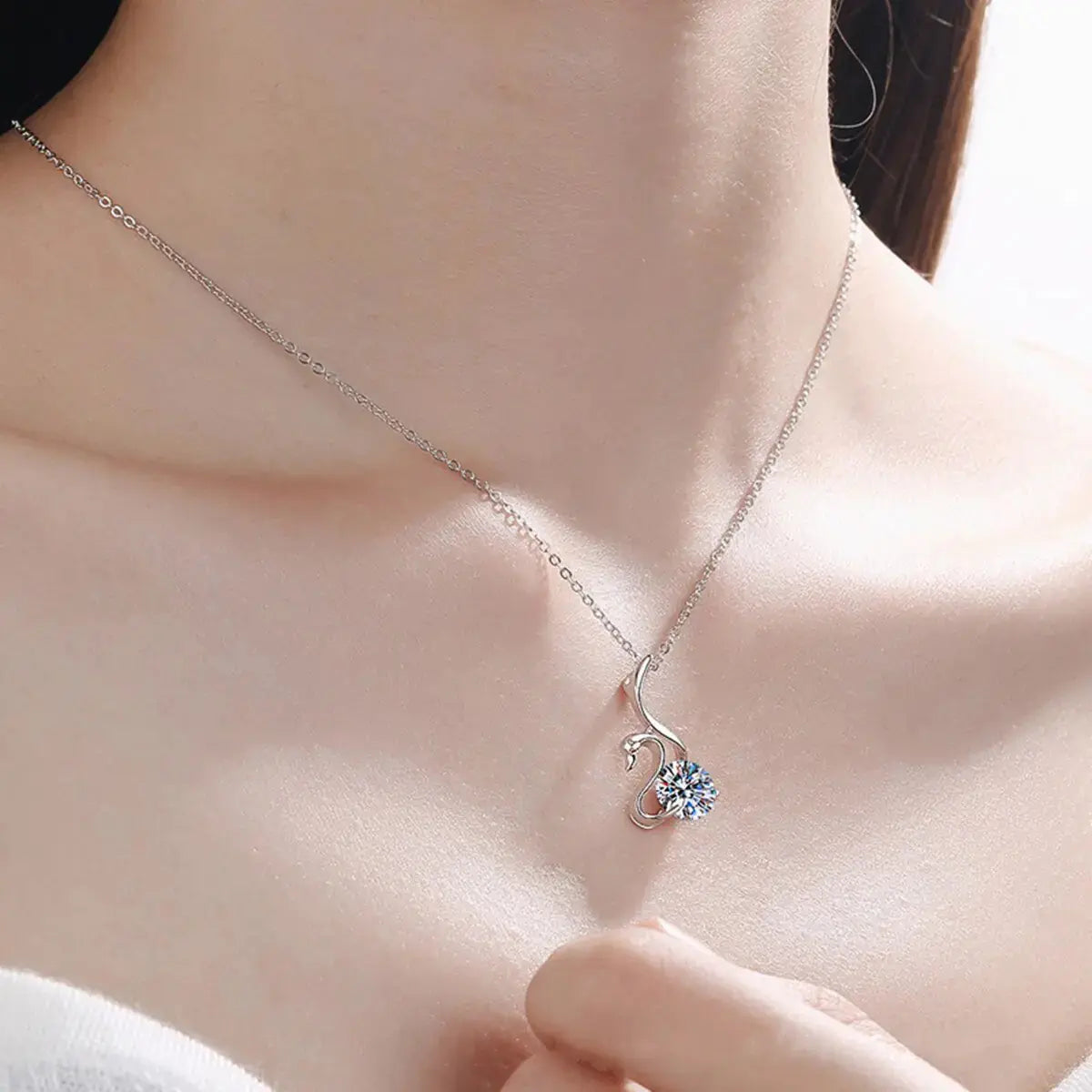Moissanite Pendant Necklace - Fine Jewelry Gift - LuxeStreet Boutique