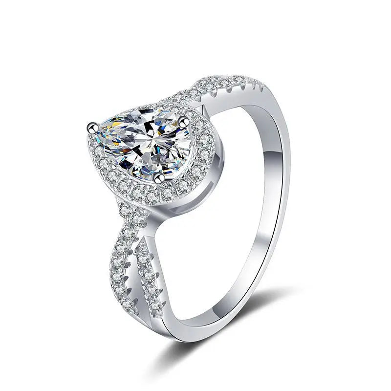 Women's Moissanite Ring - Stylish Fashion Personality Statement - LuxeStreet Boutique