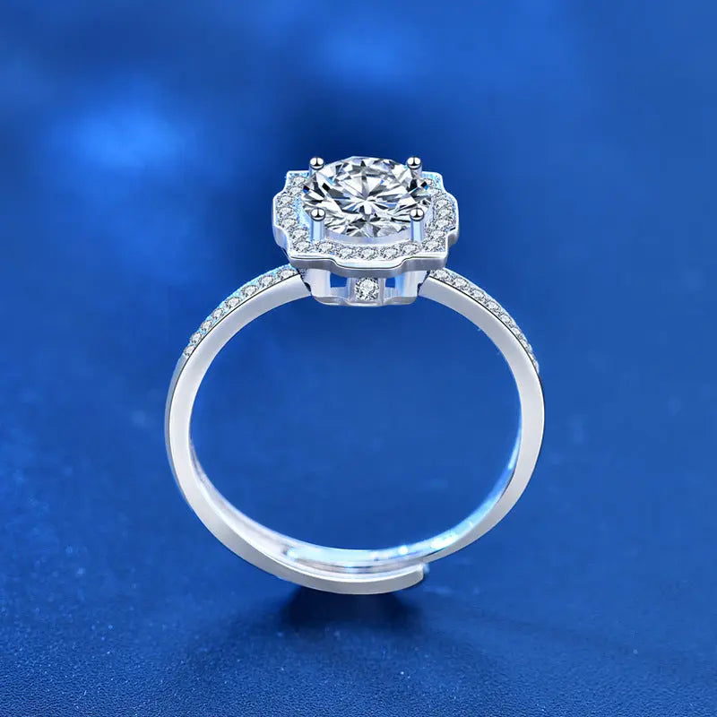 Women's Moissanite Silver Ring - 1 Carat Diamond Simulant - LuxeStreet Boutique